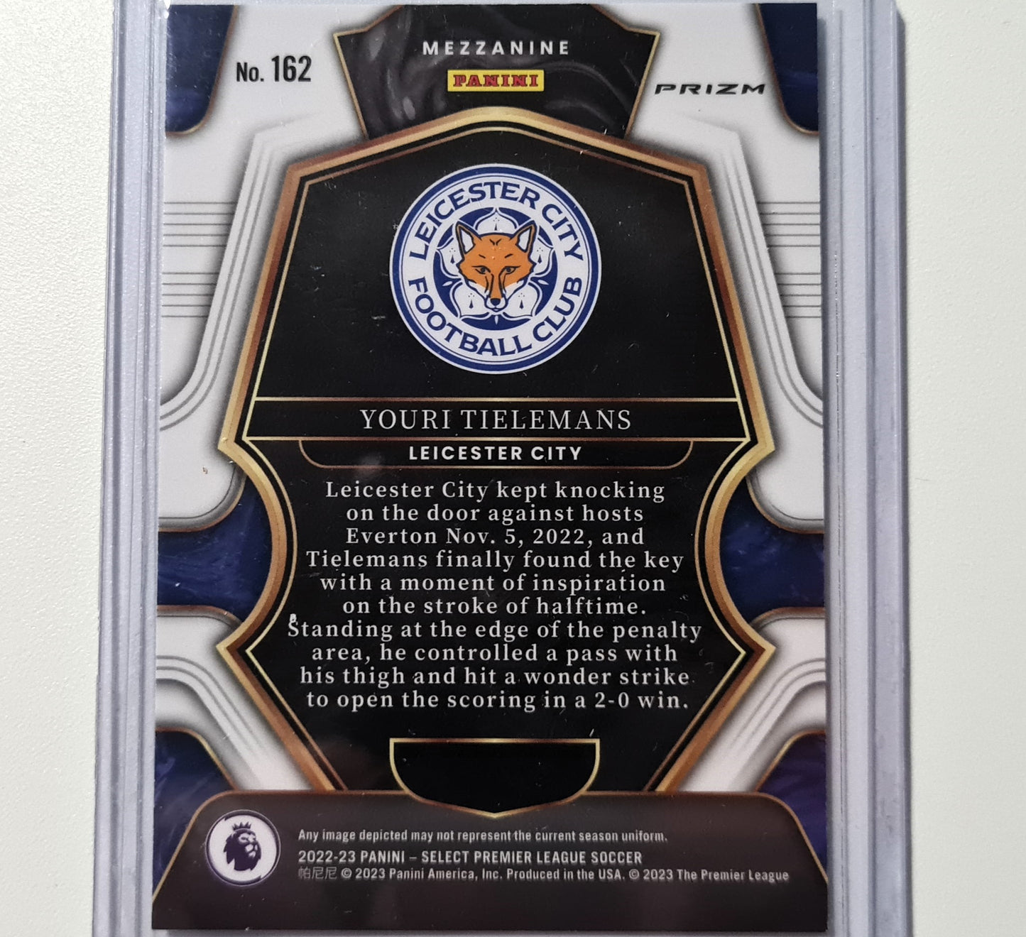 Youri Tielemans 2022-23 Panini Prizm silver mezzaine refractor premier league #162 Soccer Leicester City Excellent/Mint sleeved