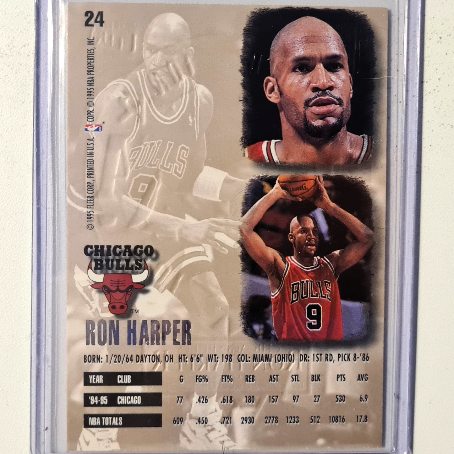 Ron Harper 1995 Fleer Ultra 95-96 rare Gold Medallion Edition #24 NBA Basketball Chicago Bulls very good Sleeved