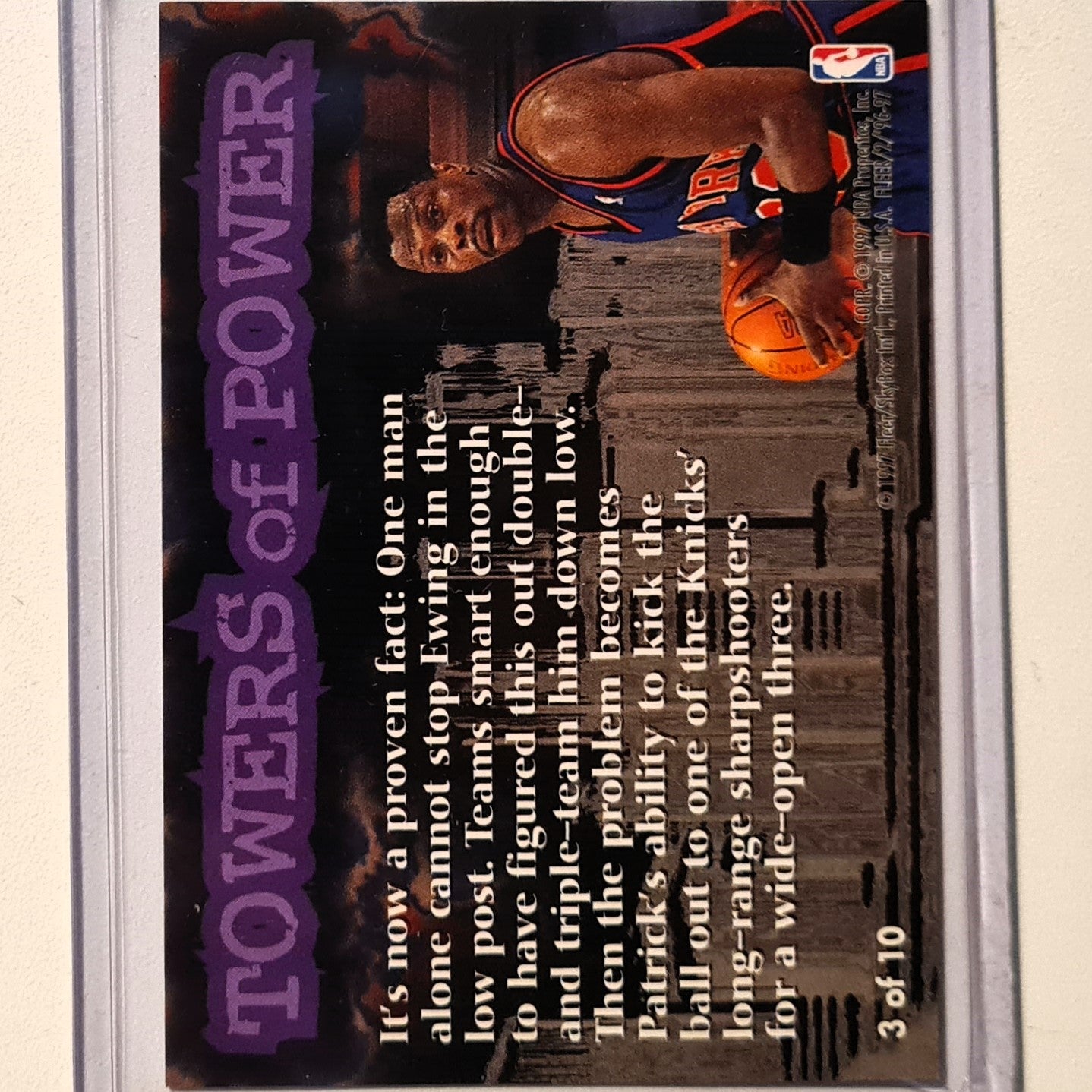 Patrick Ewing 1997 Fleer 96-97 Towers of Power foil insert 3 of 10 NBA Basketball New York Knicks very good Sleeved