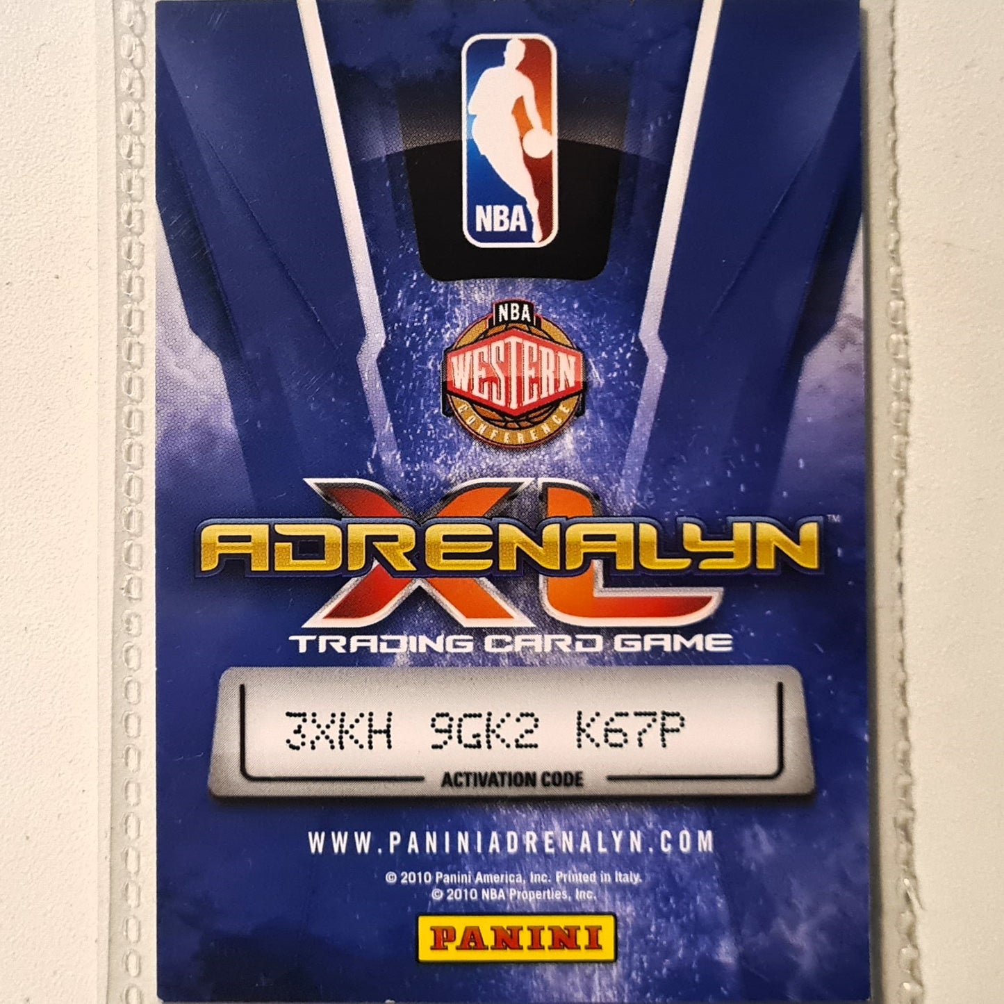 Robin Lopez 2010-11 Panini Adrenalyn XL Special Hologram S28 NBA Basketball Phoenix Suns very good sleeved