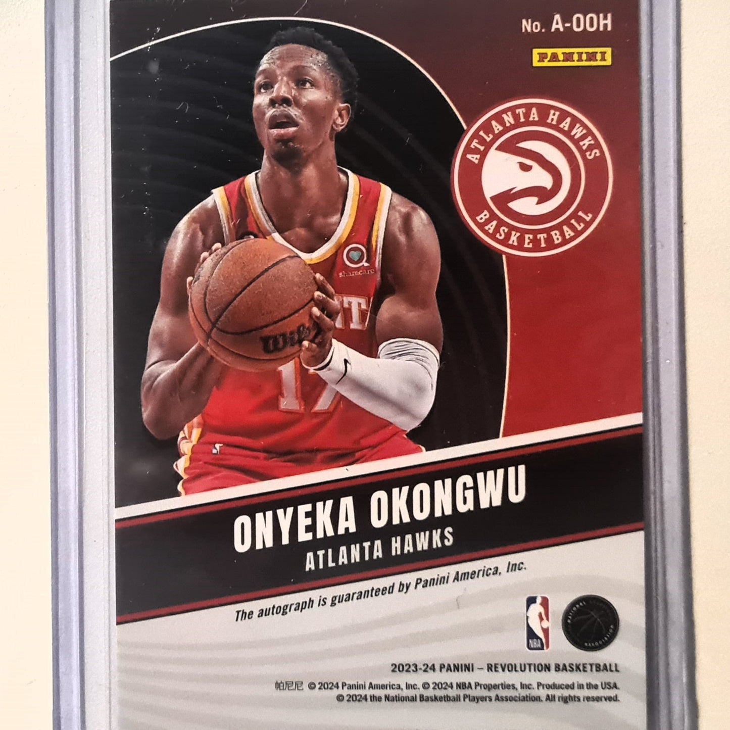 Onyeka Okongwu 2023-24 Panini Revolution Auto signature A-OQH NBA Basketball Atlanta Hawks Excellent Sleeved