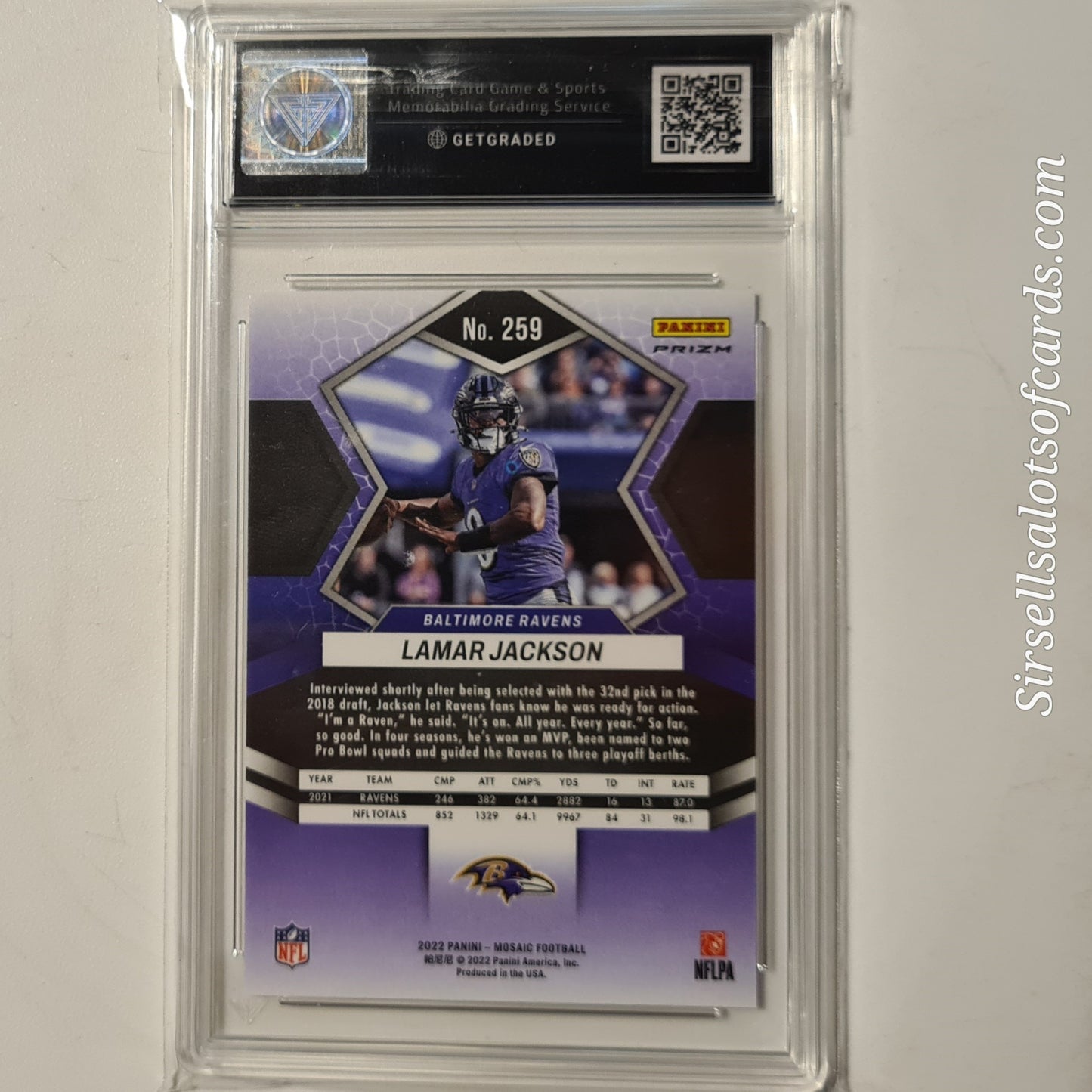 Lamar Jackson 2022 Panini Mosaic green prizm #259 American football NFL Baltimore Ravens get graded mint 9 slabbed