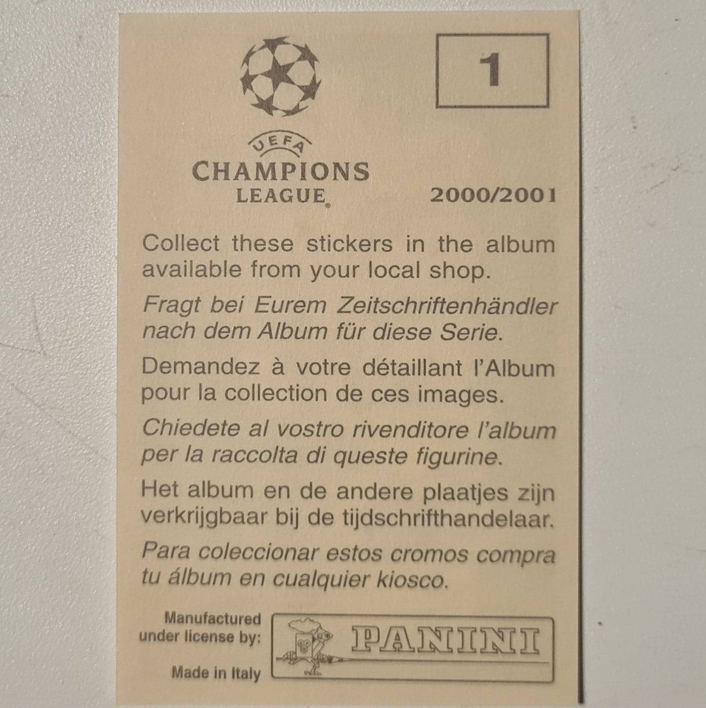 Squad photo Raul Figo Carlos etc Panini 2000-2001 Champions League football sticker #1 Soccer Real Madrid Excellent sleeved