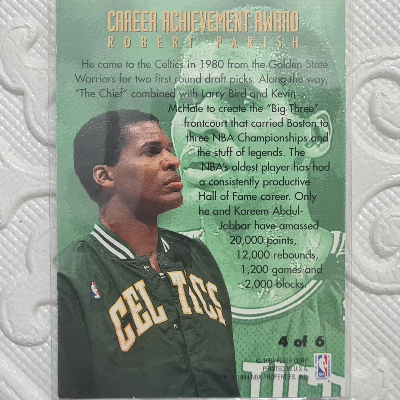 Robert Parish 1994 Fleer 94-95 Career Achievement award insert foil 4 of 6 NBA Basketball Boston Celtics Excellent sleeved