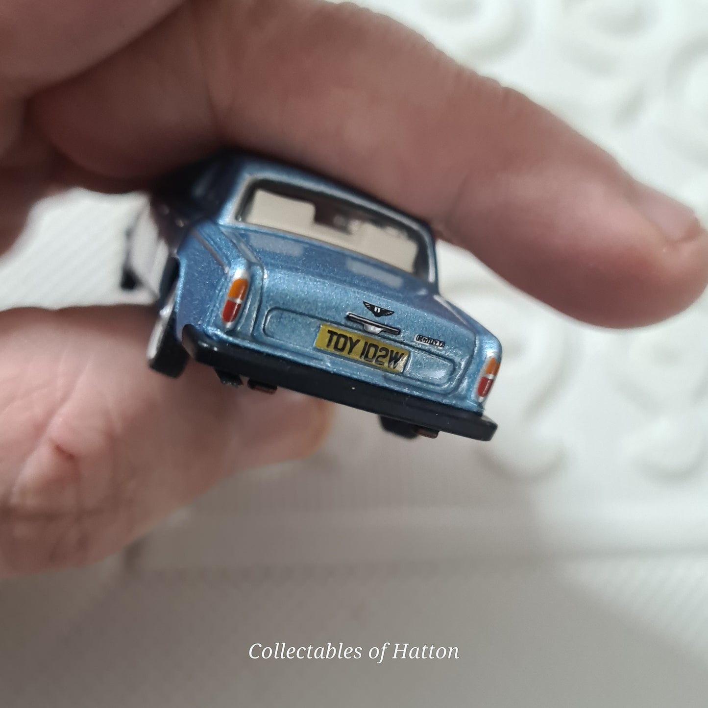 Oxford Diecast 1:76 Bentley T2 Caribbean blue diecast loose excellent