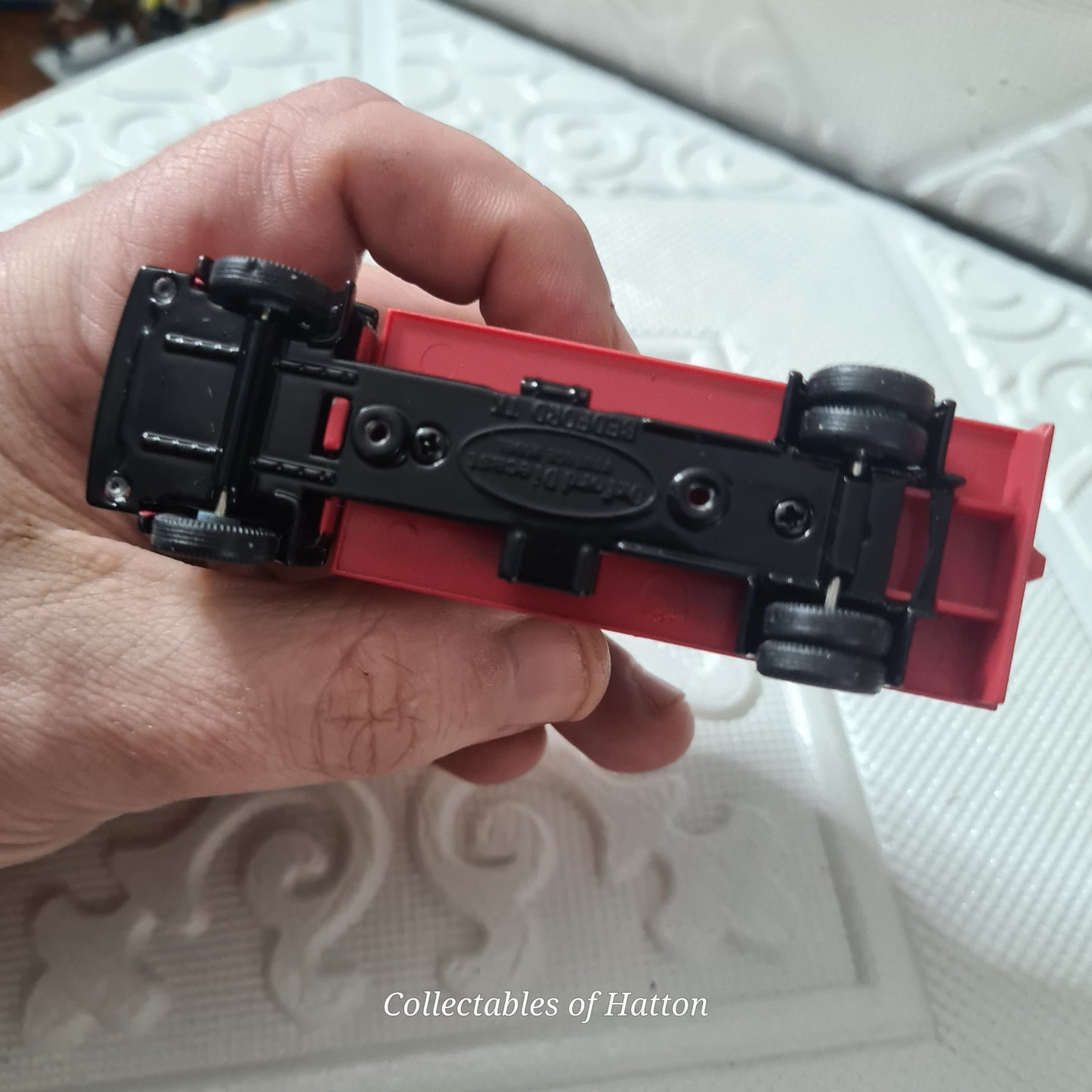 Oxford Diecast 1:76 Bedford TK Chipperfields Circus Elephants truck loose excellent