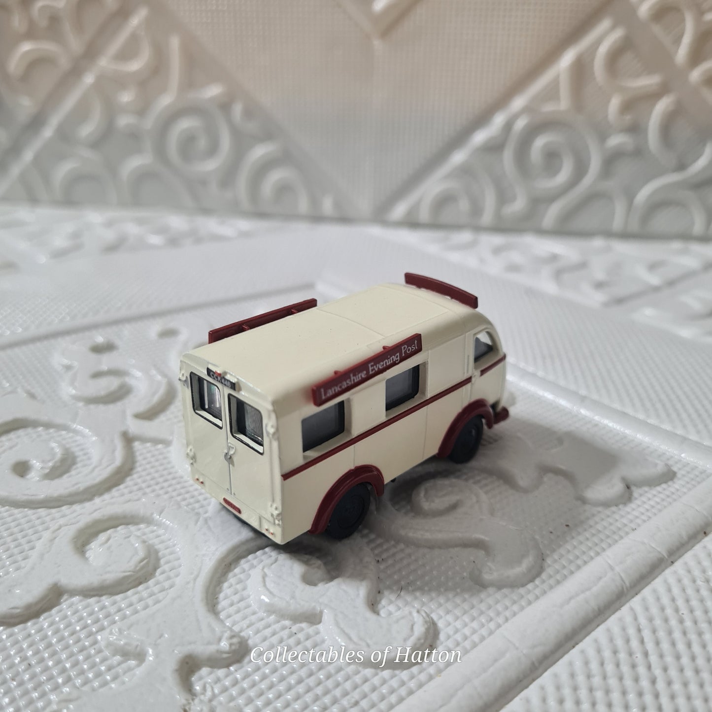 Oxford Diecast 1:76 Austin K8 3 Way Lancashire Evening post loose excellent