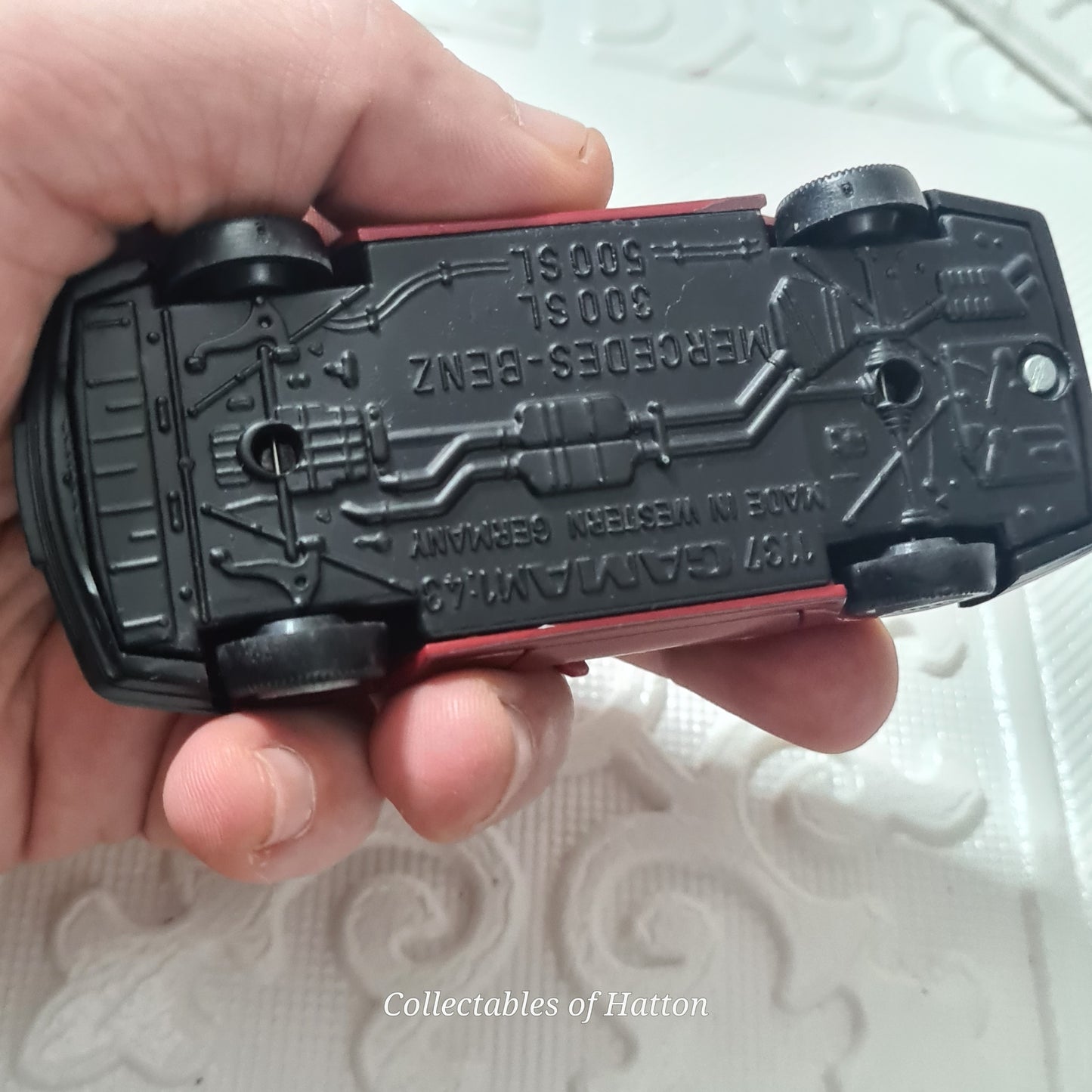 Gama 1:43 Mercedes benz SL 300 500 German loose diecast model excellent