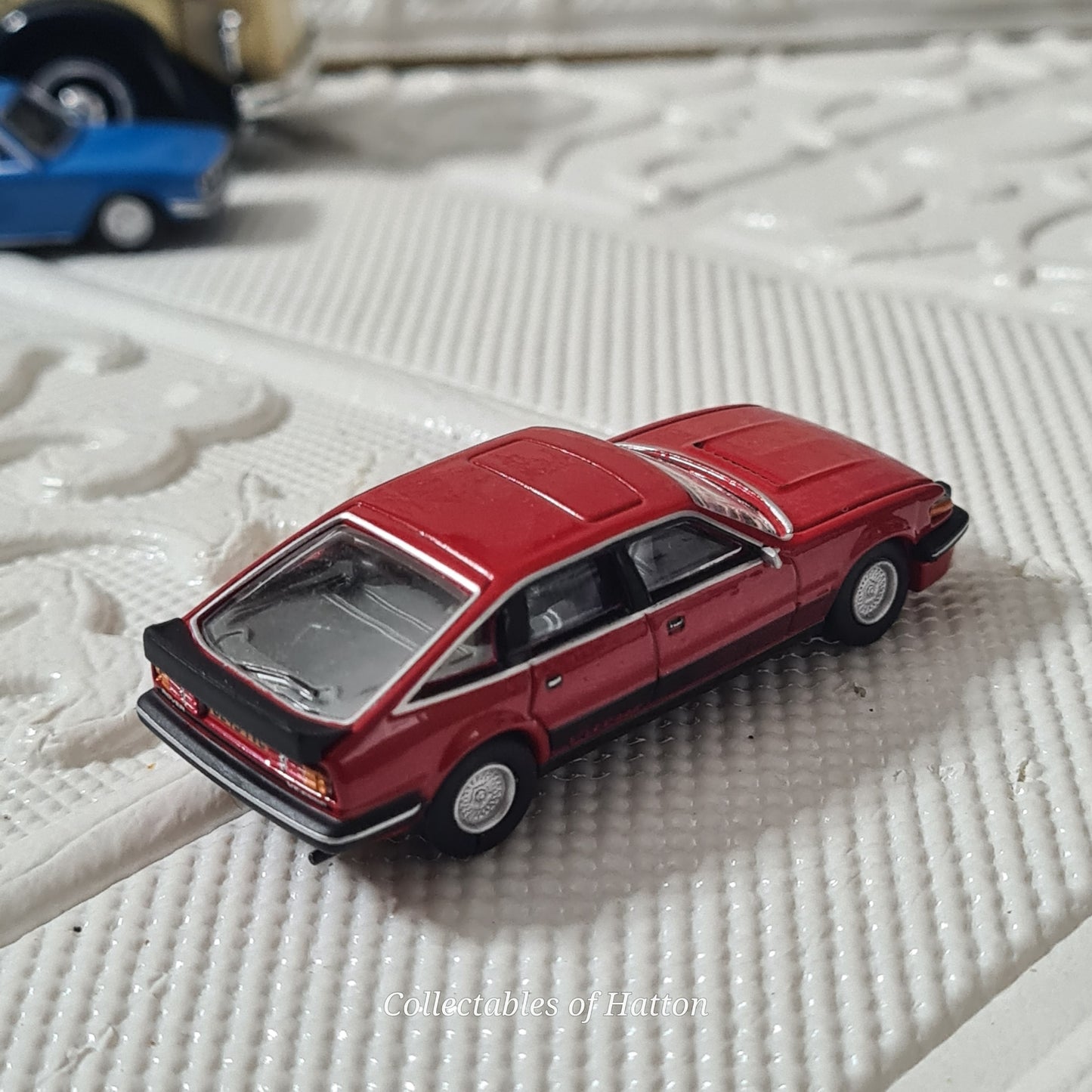 Oxford Diecast 1:76 Rover SD1 Vitesse red black diecast loose excellent