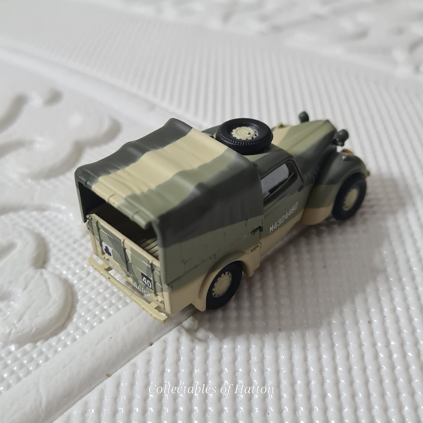 Oxford Diecast 1:76 Austin Tilley military canvas back pickup loose excellent