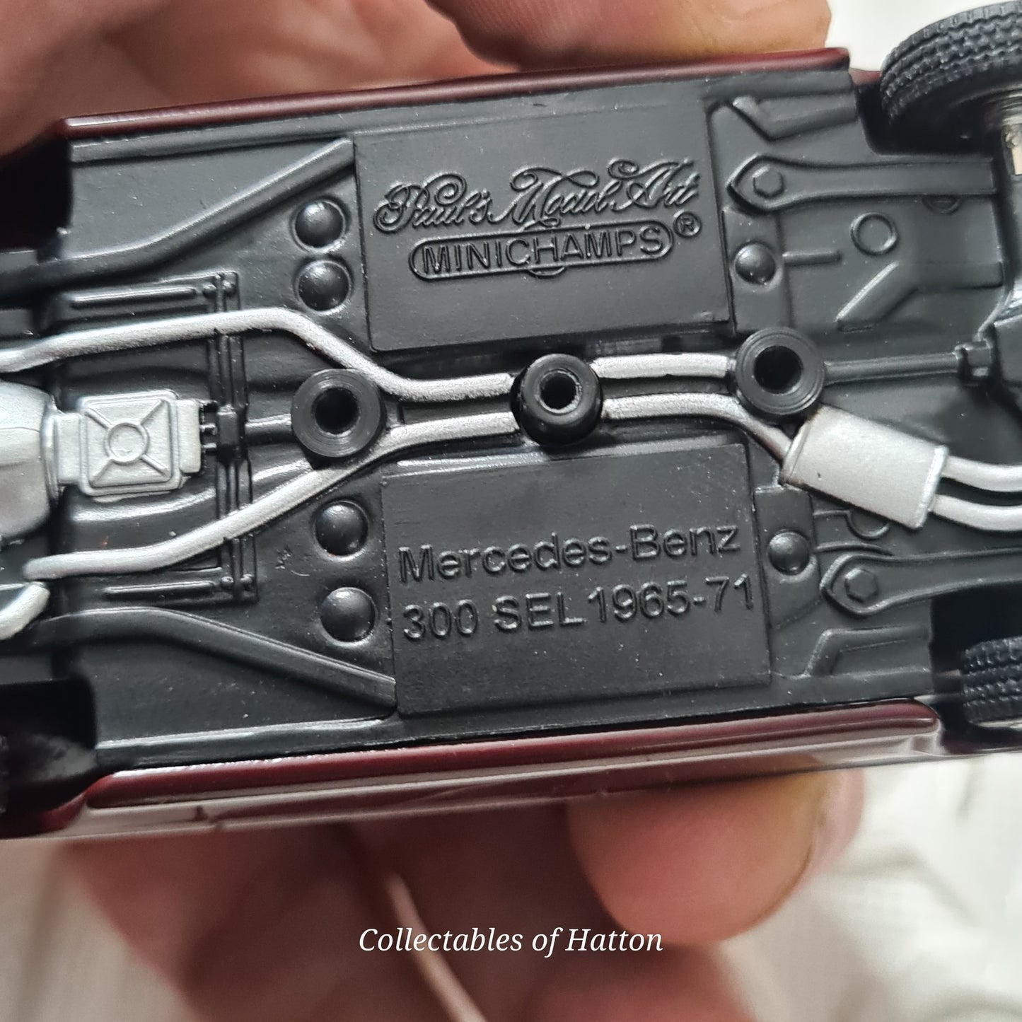 Minichamps 1:43 1965-71 Mercedes-Benz 300 sel 6.3 Burgundy loose excellent