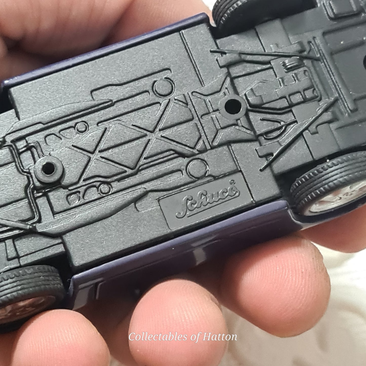 Schuco 1:43 Porsche 996 Carrera diecast dark purple loose excellent