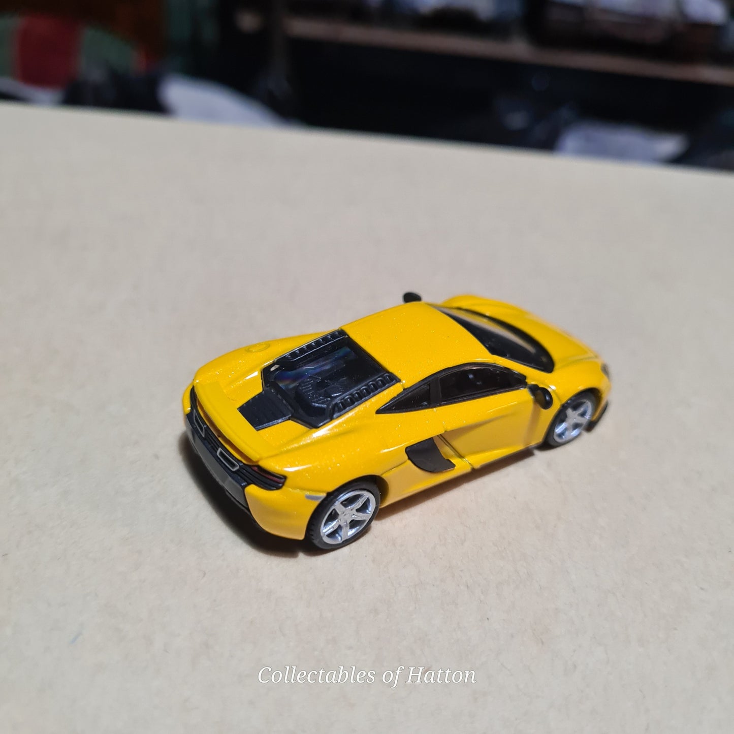 Kyosho 1:64 McLaren 650S Coupe yellow diecast loose model excellent