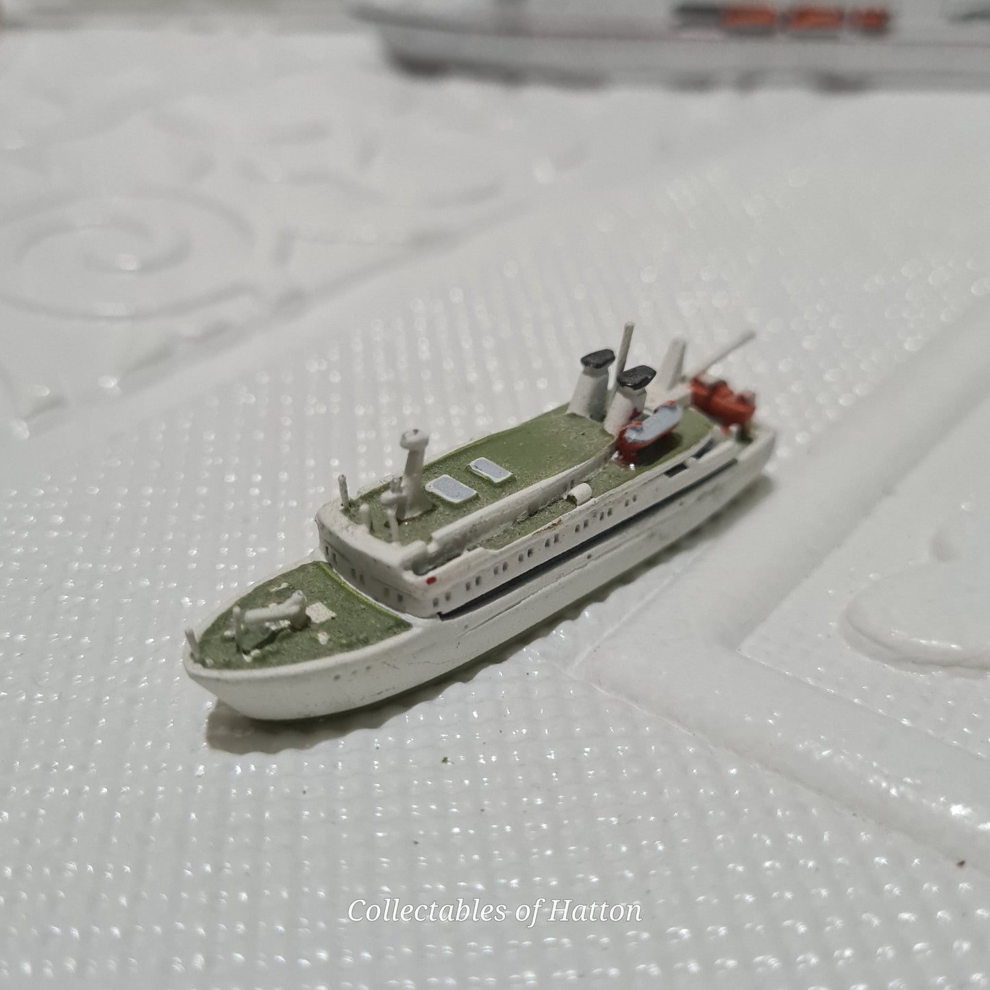CM-MINIATUREN - CM-KR 241 Deutschland 1:1250 waterline white metal ship rare model