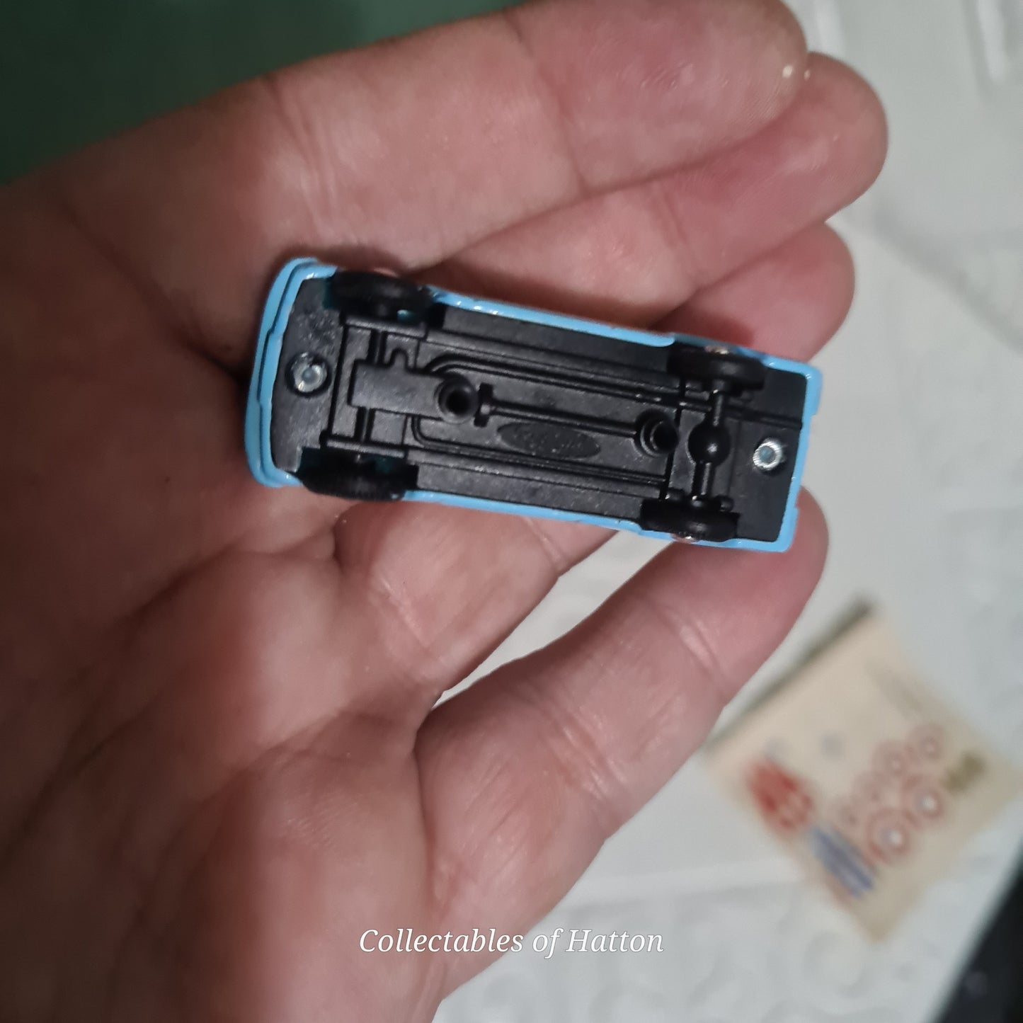 Oxford Diecast 1:76 Ford Anglia Wall's ice cream delivery Van loose excellent