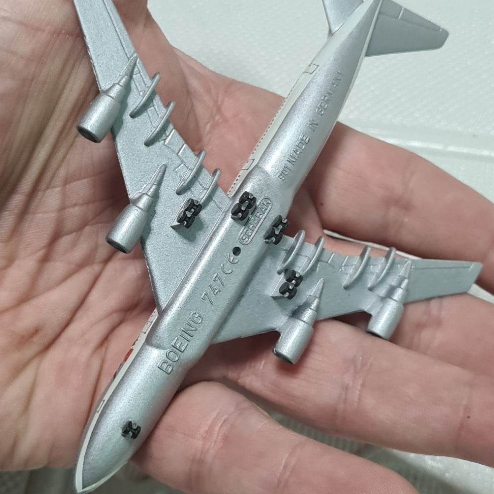 Schabak 1:600 Boeing 747-400 Japan airlines JAL made Germany diecast plane 921/11