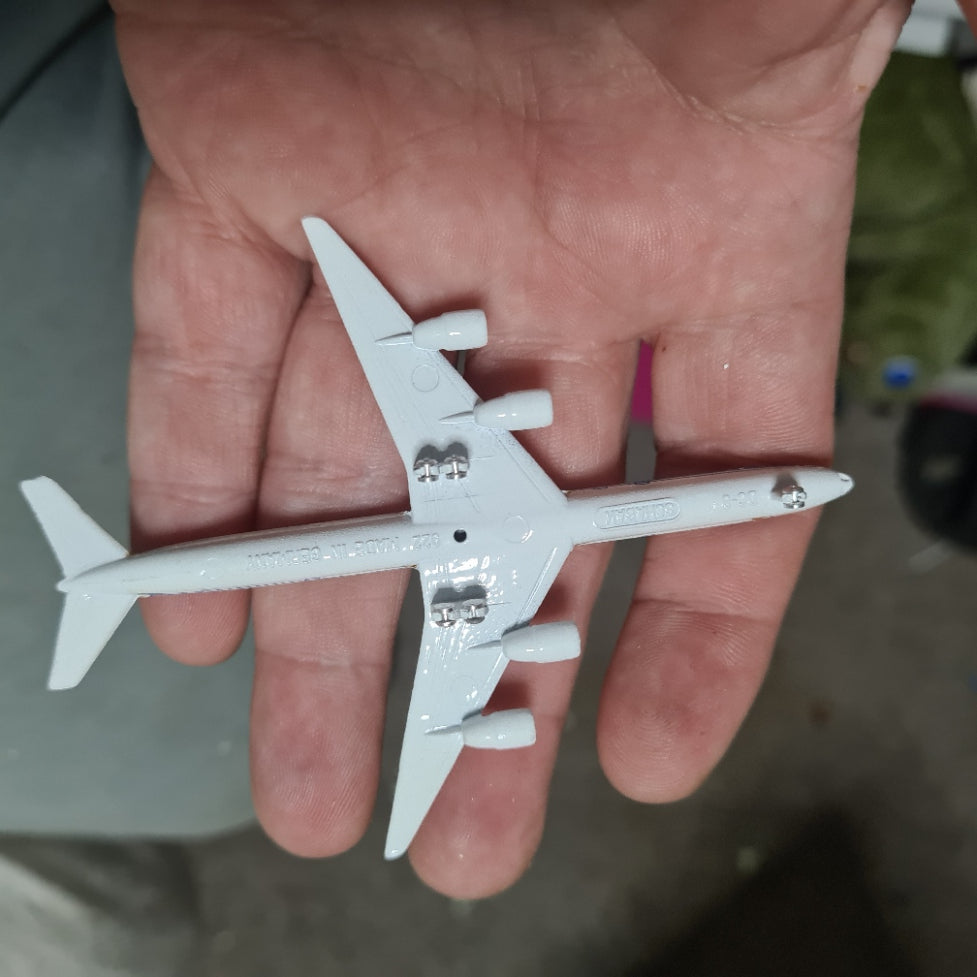 Schabak 1:600 Douglas DC-8 Icelandair made in Germany diecast plane 922/72