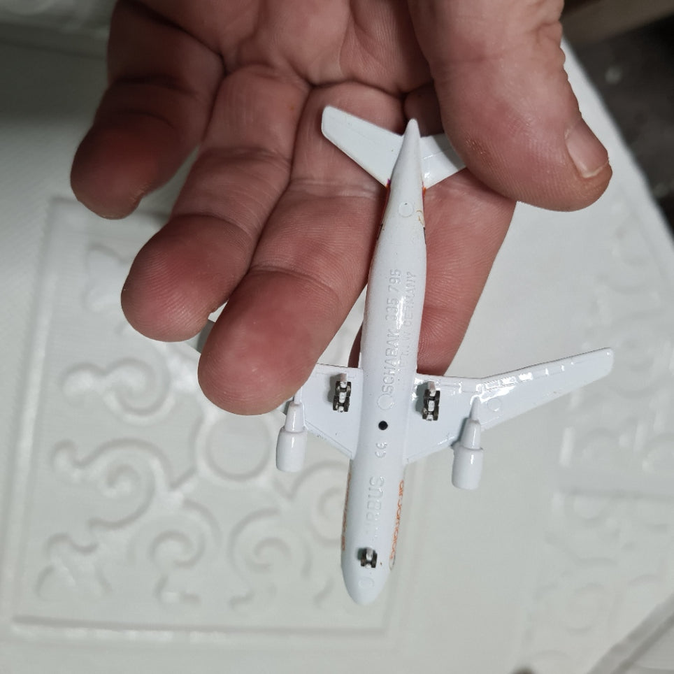 Schabak 1:600 Airbus A 300 Air Jamica Germany diecast plane 903/113