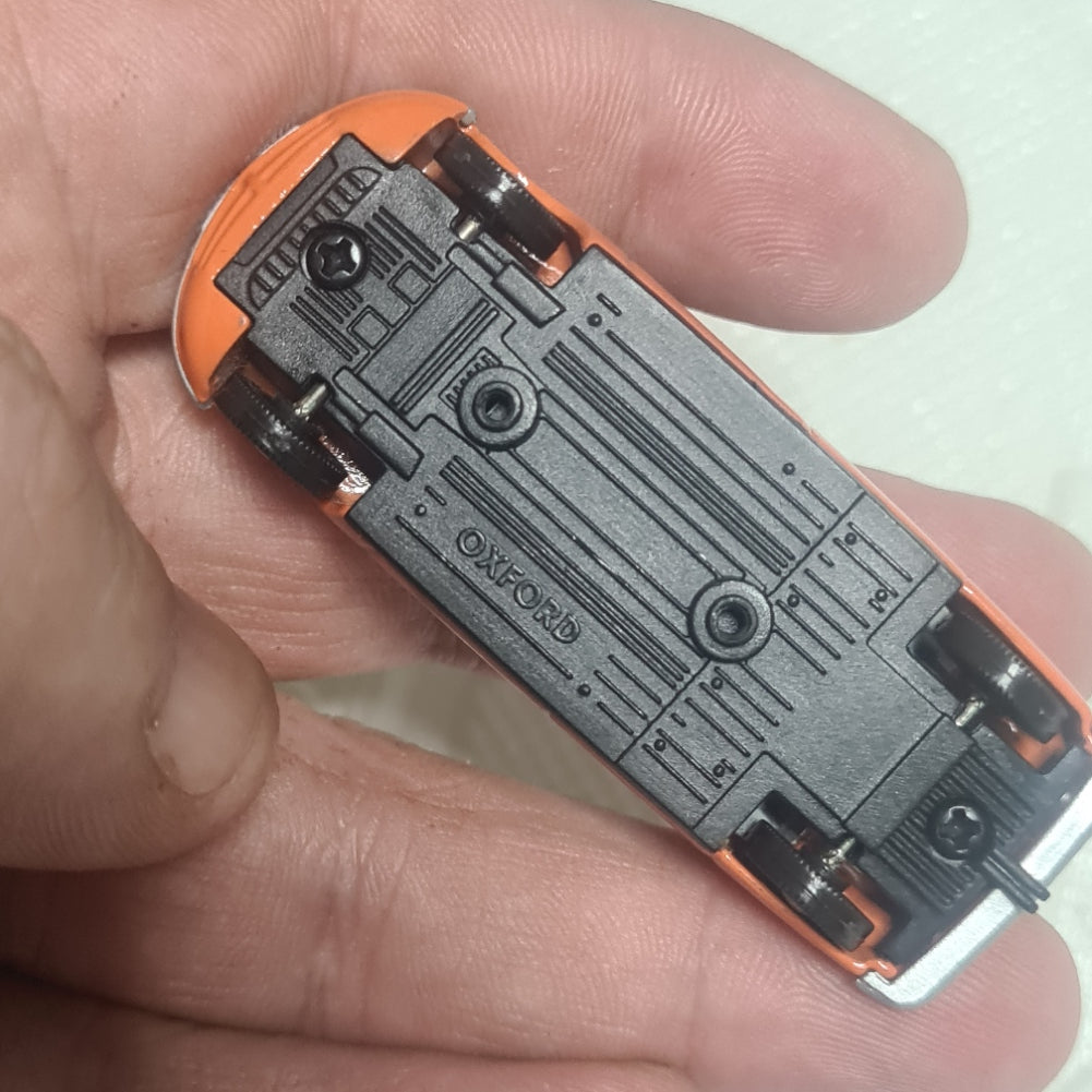 Oxford Diecast 1:76 60's Citroen DS Orange grey diecast loose excellent