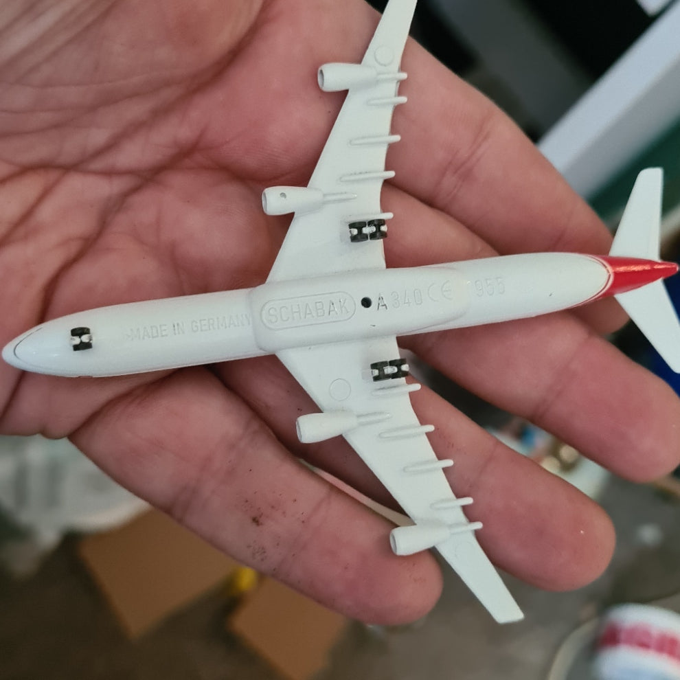 Schabak 1:600 Airbus A-340 airlanka Diecast plane 955/94 vgc