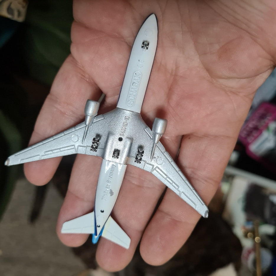 Schabak 1:600 MB-11 VASP Brazilian Airlines diecast plane 943/193 good boxed