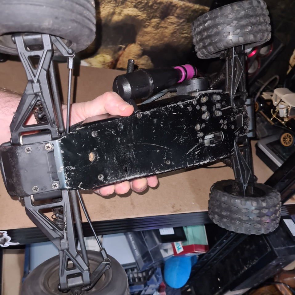 Vintage HPI Rush Evo Nitro 1/10 2wd Scale RC Stadium Truck used with box