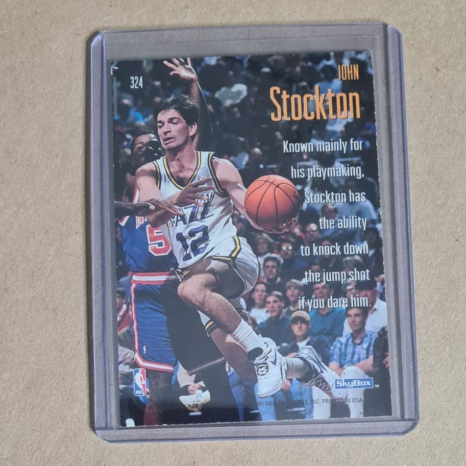 John Stockton 1995 Skybox Sky Shots #324 NBA Basketball Utah Jazz VGC in protector