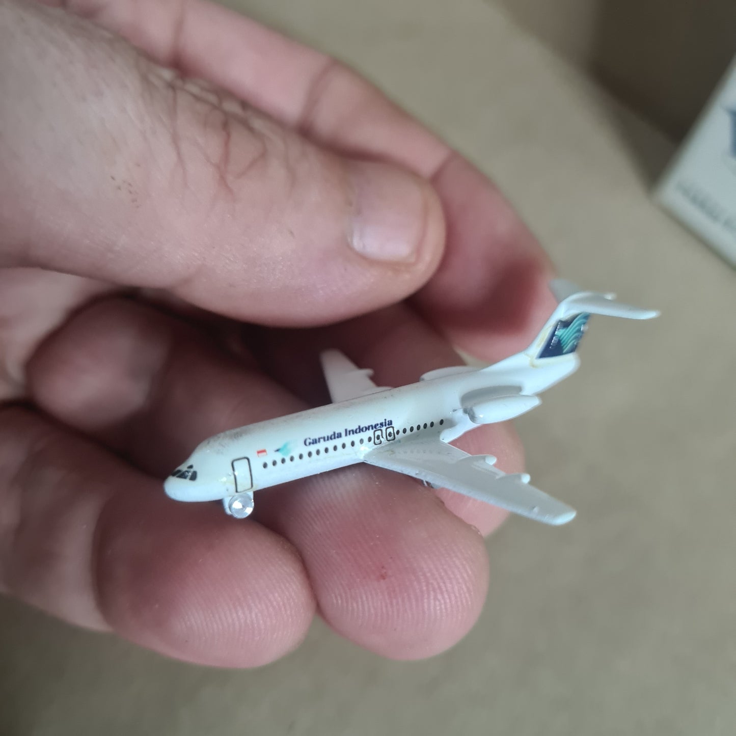 Schabak 1:600 Fokker F-28 Garuda Indonesia diecast plane 931/64 Fair Boxed