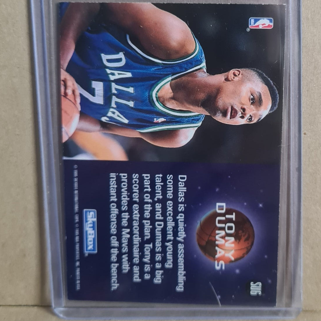 Tony Dumas Skybox 1995 Slammin Universe #SU6 NBA Basketball Dallas Mavericks Ex- sleeved