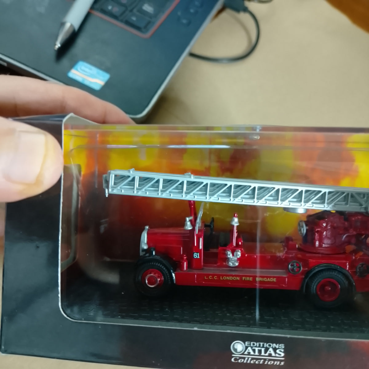 Atlas editions 1:76 LEYLAND TLM classic fire engine diecast model perfect boxed
