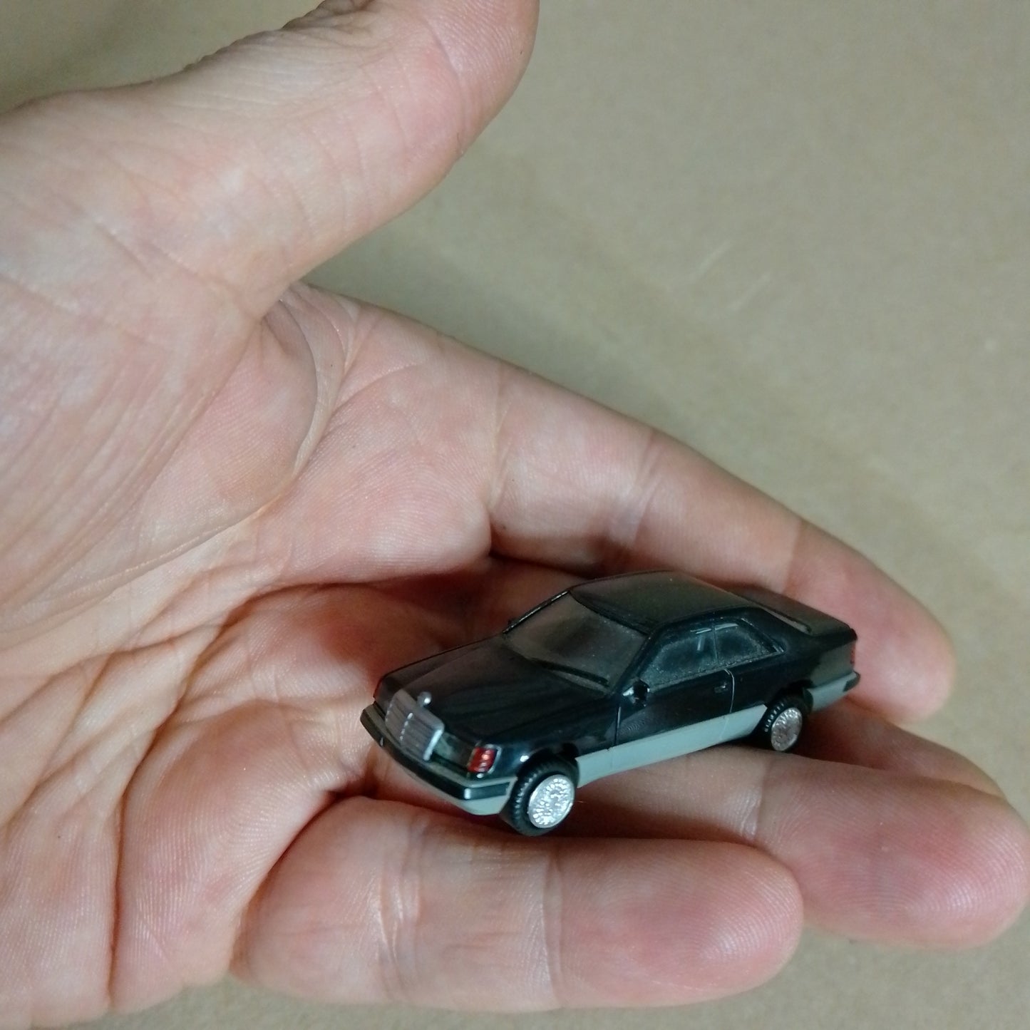Herpa 1:87 90's Mercedes 300ce e320560 sec class etc cars vehicles nice loose lot x5