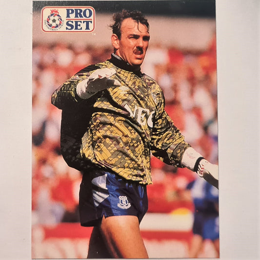 Neville Southall 1991-92 Pro Set Football League Soccer #31 Everton Case Fresh Sleeved stunning example