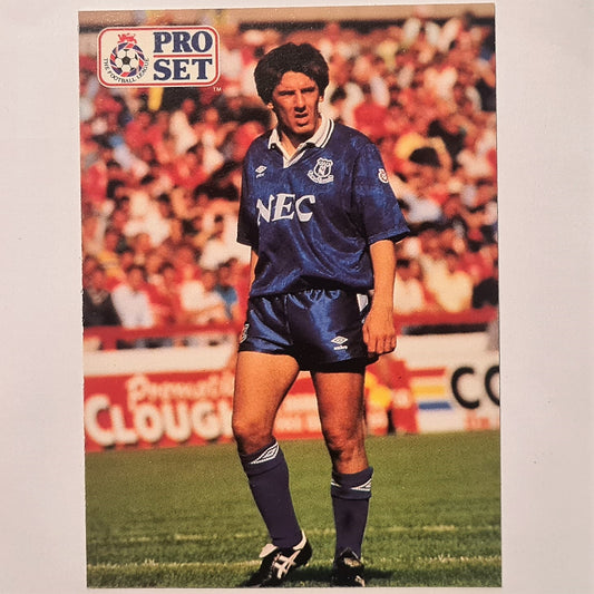 Peter Beardsley 1991-92 Pro Set Football League Soccer #34 Everton Case Fresh Sleeved, atemberaubendes Beispiel