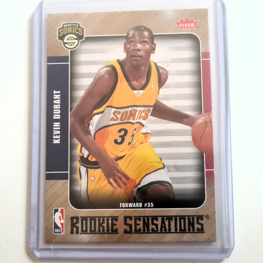 Kevin Durant 2007-08 Fleer Rookie Sensations RS-2  NBA Basketball Seattle Sonics damaged has indentations sleeved Cased