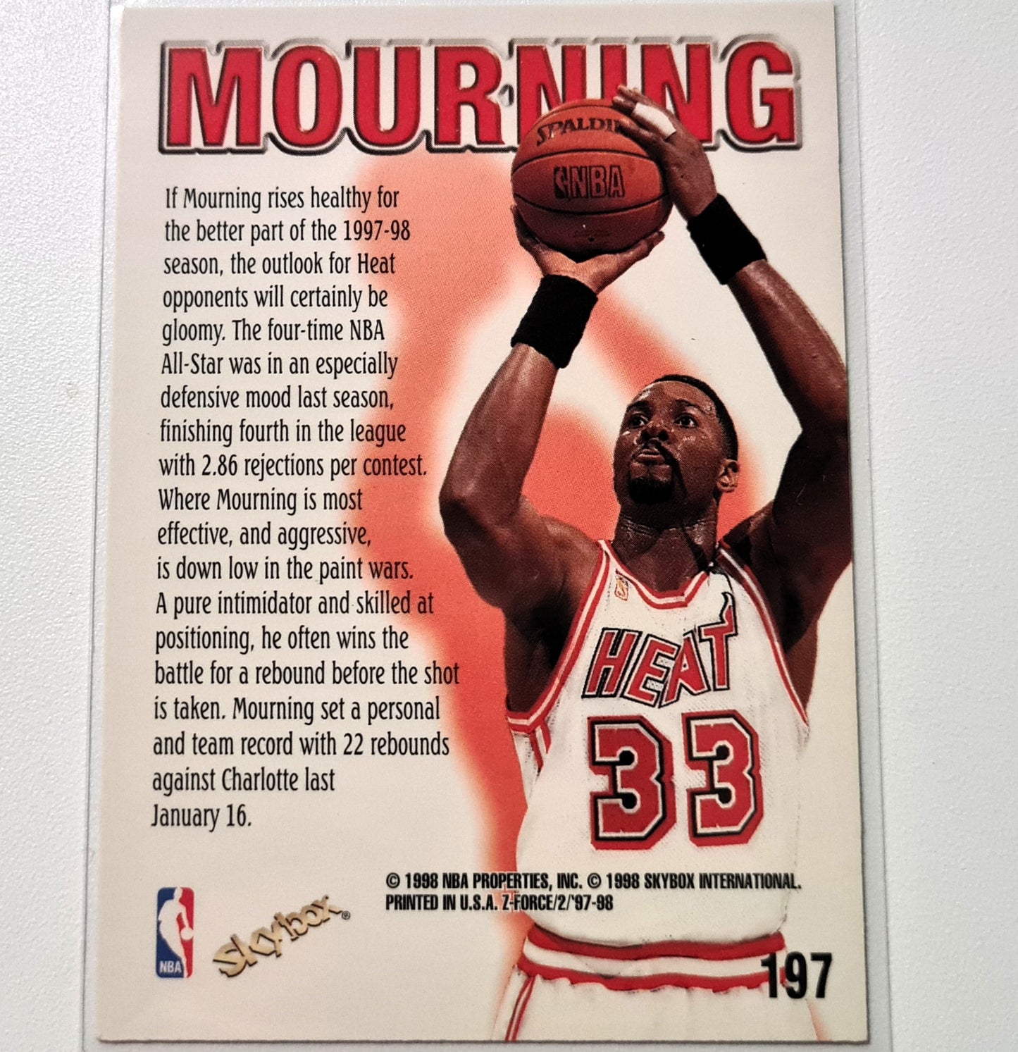 Alonzo Mourning 1998 Skybox Z-Force Zupermen #197 NBA Basketball Toronto Raptors Superb sleeved