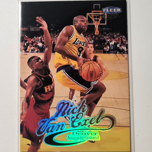 Nick Van Exel 1999 Fleer Ultra 98-99 #19 NBA Basketball LA Lakers Very good/Excellent Sleeved