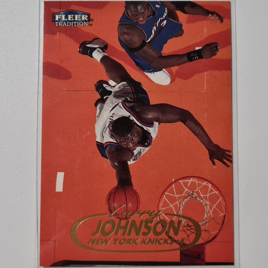 Larry Johnson 1998 Fleer Tradition #22 NBA Basketball New York Knicks Excellent Sleeved