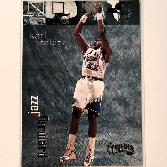Karl Malone 1998 Skybox Thunder #109 NBA Basketball Utah Jazz Ausgezeichnete Ärmel