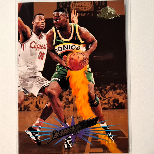 Shawn Kemp 1995 Skybox #112 NBA Basketball Seattle Super Sonics Ausgezeichnet/Mintärmelig