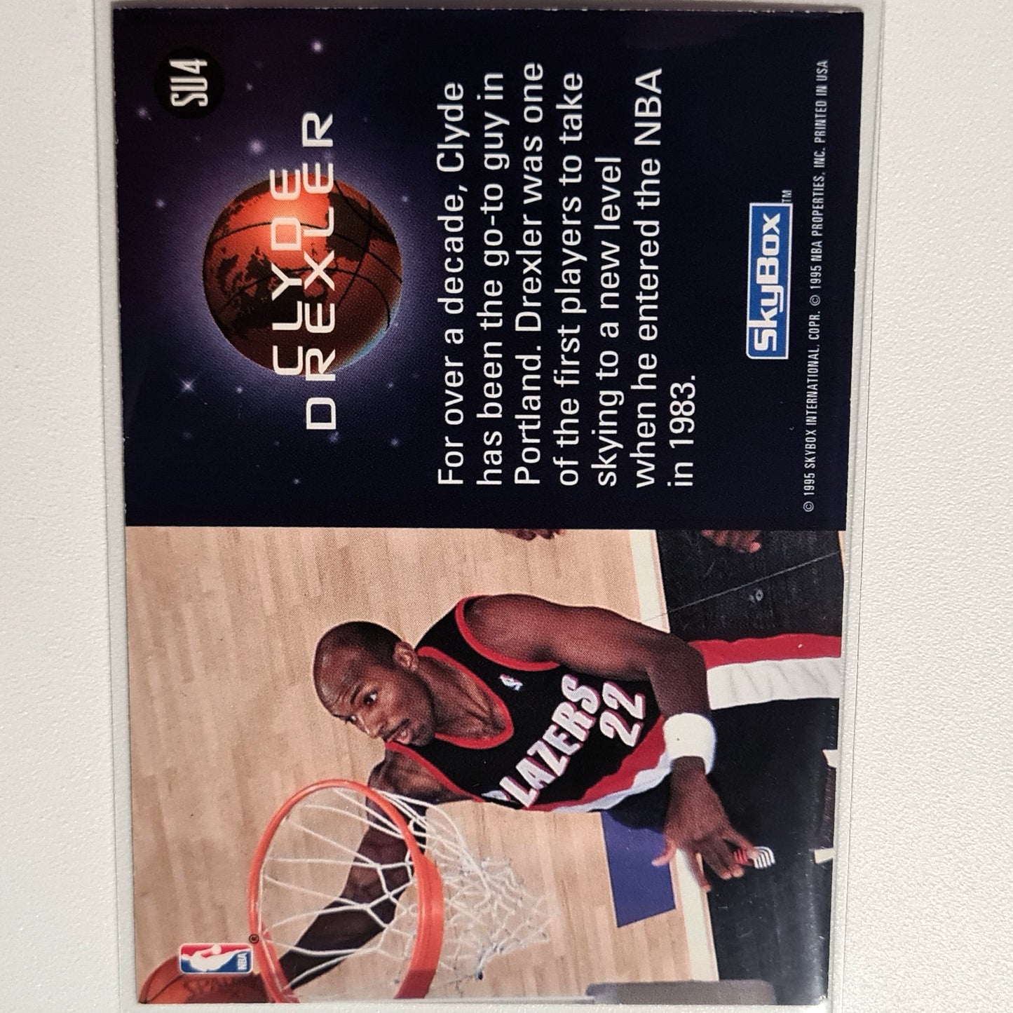 Clyde Drexler 1995 Skybox Slammin Universe Foil insert SU4 NBA Basketball Portland Trail Blazers Very good/Excellent Sleeved