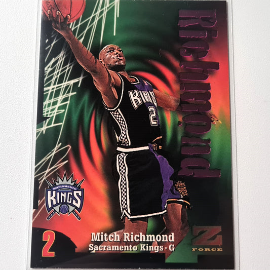 Mitch Richmond 1997 Skybox Z-Force #2 NBA Basketball Sacramento Kings Ausgezeichnete Ärmel