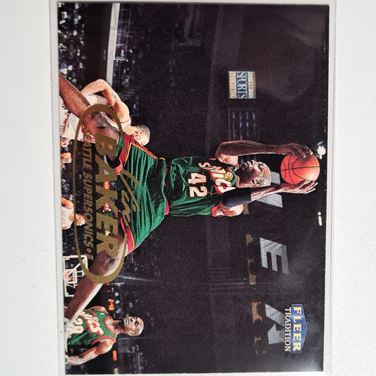 Vin Baker 1998 Fleer Tradition 98-99 #36 NBA Basketball Seattle Sonics Excellent Sleeved