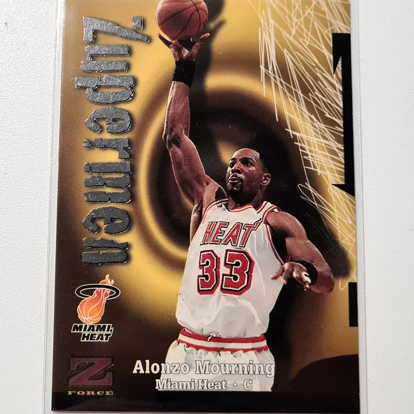 Alonzo Mourning 1998 Skybox Z-Force #197 NBA Basketball Miami Heat Excellent Sleeved