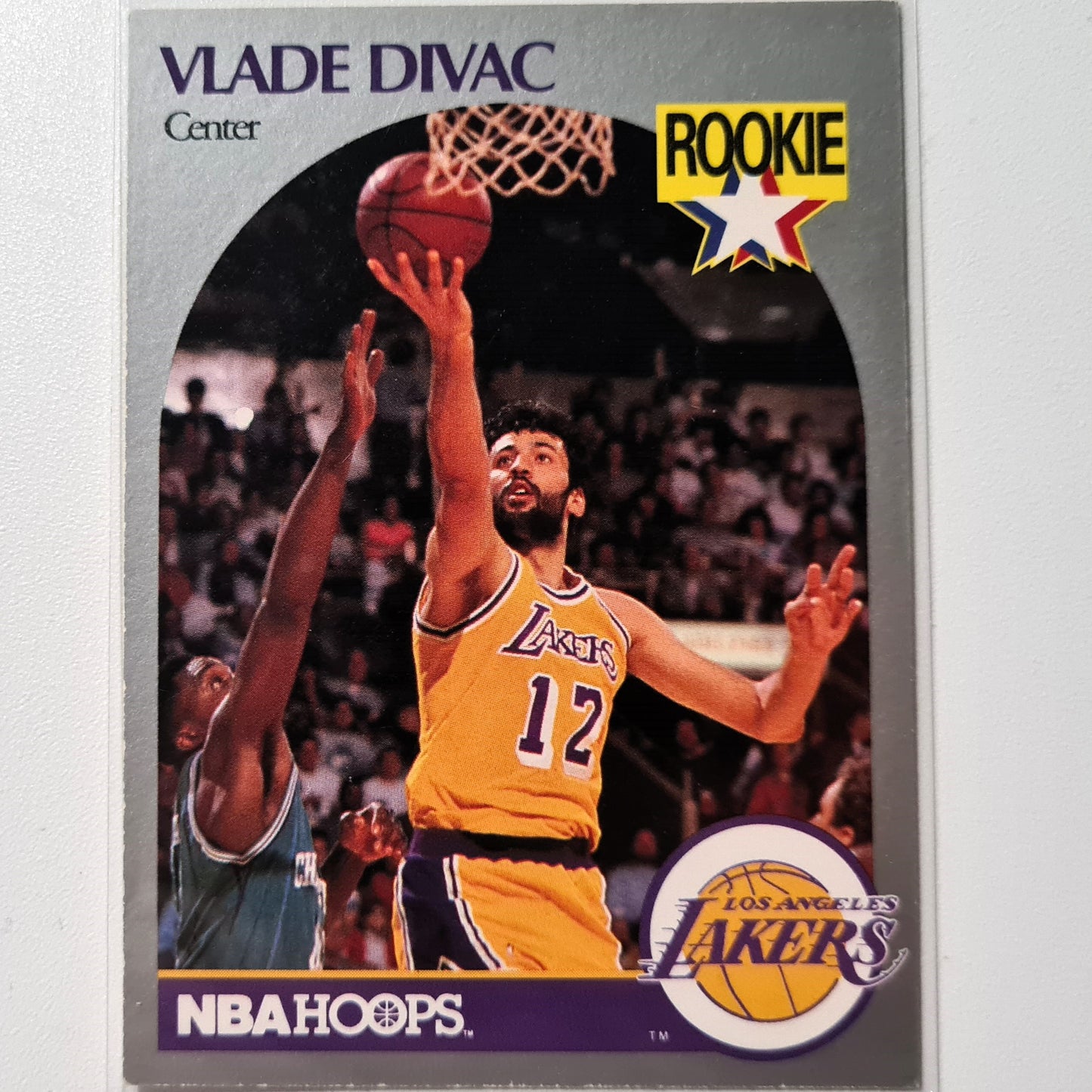 Vlade Divac 1990 Rookie RC NBA Hoops  #154 NBA Basketball LA Lakers very good sleeved