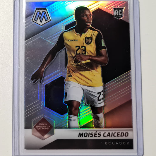 Moises Caicedo 2021-22 Panini Mosaic Prizm refractor rookie RC  FIFA road to world cup #78 Soccer Ecuador Excellent/Mint sleeved