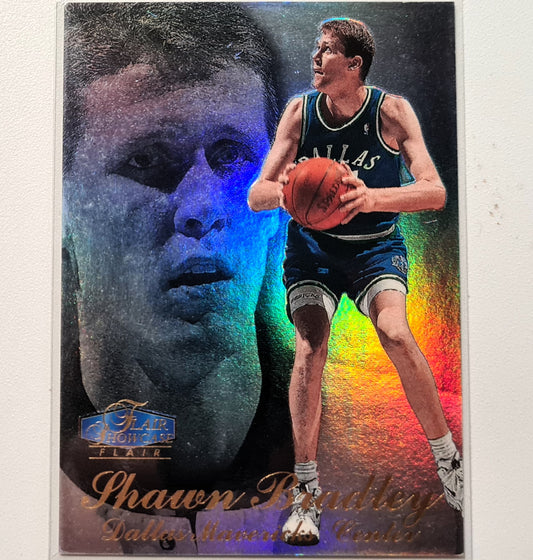 Shawn Bradley 1998 Fleer 97-98 Flair Showcase Reihe 3 Sitz 76 NBA Basketball Dallas Mavericks Ausgezeichnete Ärmel