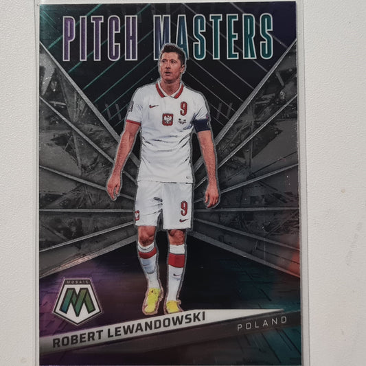 Robert Lewandowski 2021-22 Panini Mosaic fifa road to world cup pitch masters #1 Soccer Poland Mint sleeved