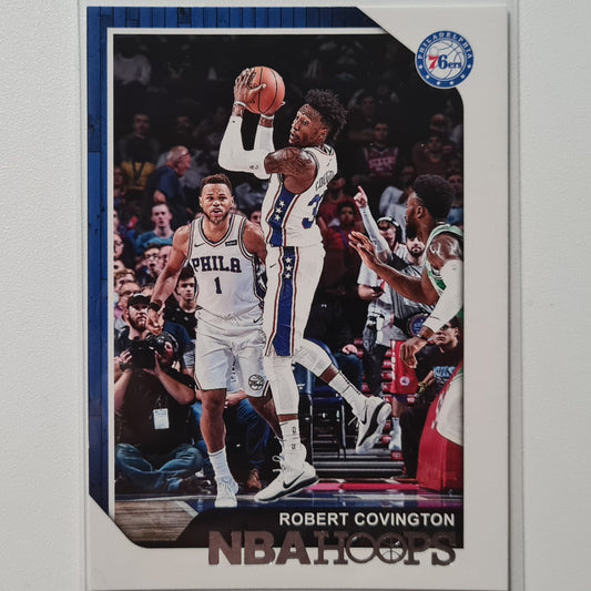 Robert Covington 2018-19 Panini Hoops, rote Rückseite, seltene Nr. 206, NBA Basketball, Philadelphia 76ers, ausgezeichnet/mintfarbene Ärmel