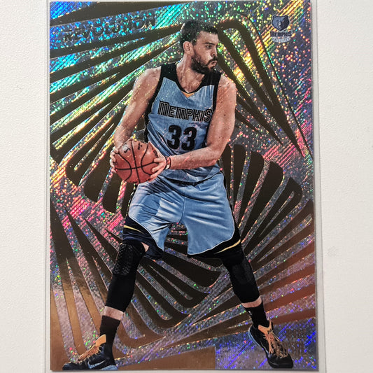 Marc Gasol 2015-16 Panini Revolution #93 NBA Basketball Memphis Grizzlies. Sehr gute Ärmel