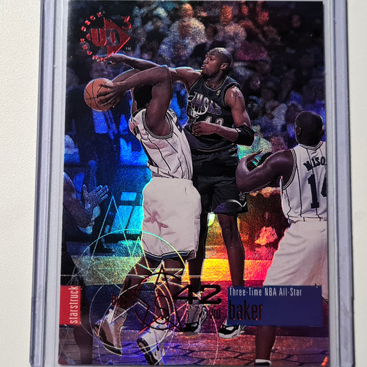 Vin Baker 1997 Upper Deck UD3 Starstruck holo  #24 NBA Basketball Milwaukee Bucks Very good  sleeved